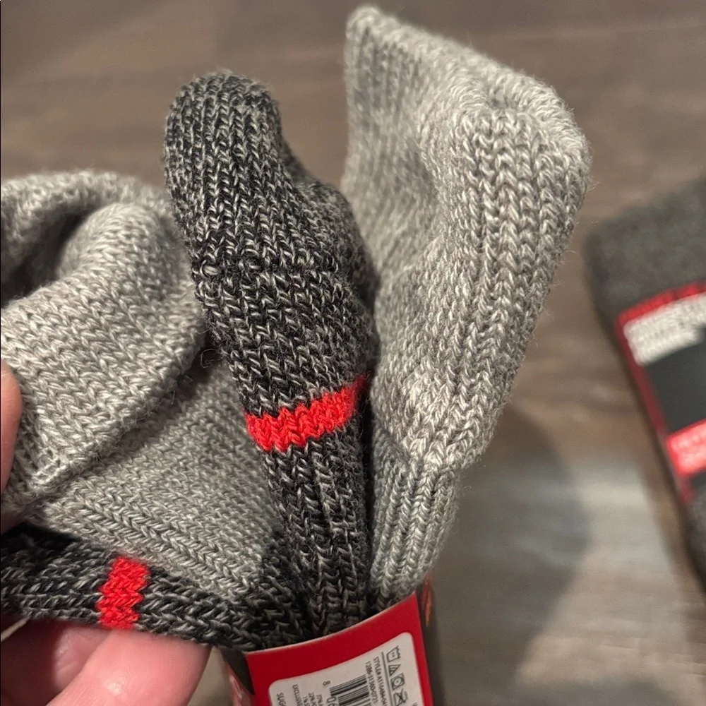Avalanche Ultimate Thermal crew socks all day warmth, 2 pairs